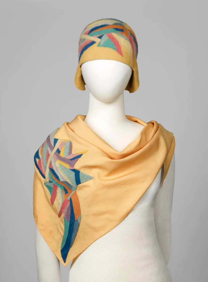 SD 457.1 Photograph By Bruce M White 2023 1378 Sonia Delaunay Cloche Resized