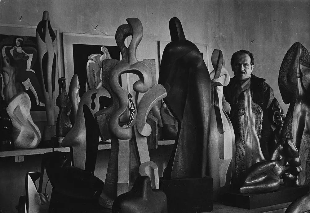 Founder of modernism in sculpture Archypenko