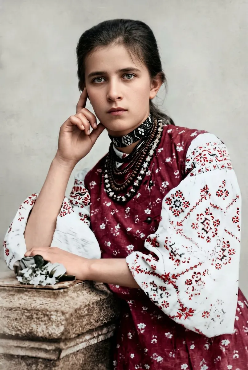 Lesya Ukrainka in her youth with flowers