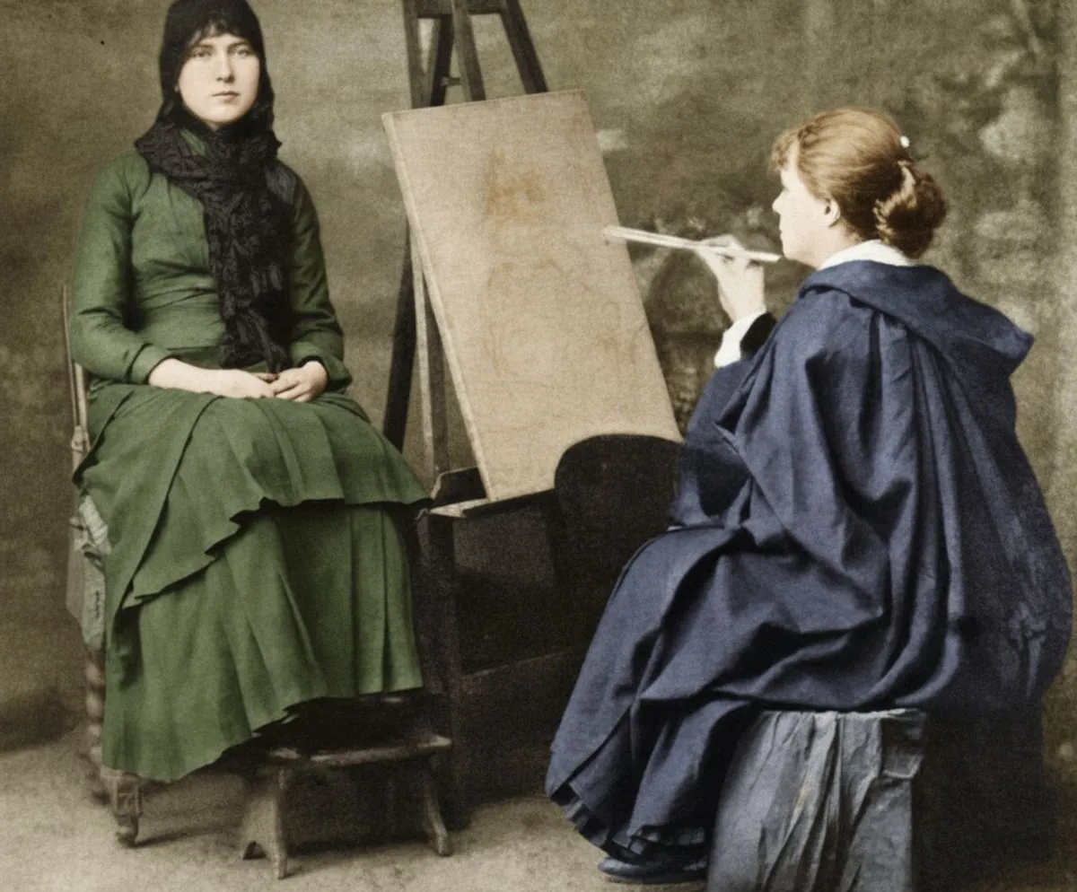 Maria Bashkyrtseva paints a portrait in the studio