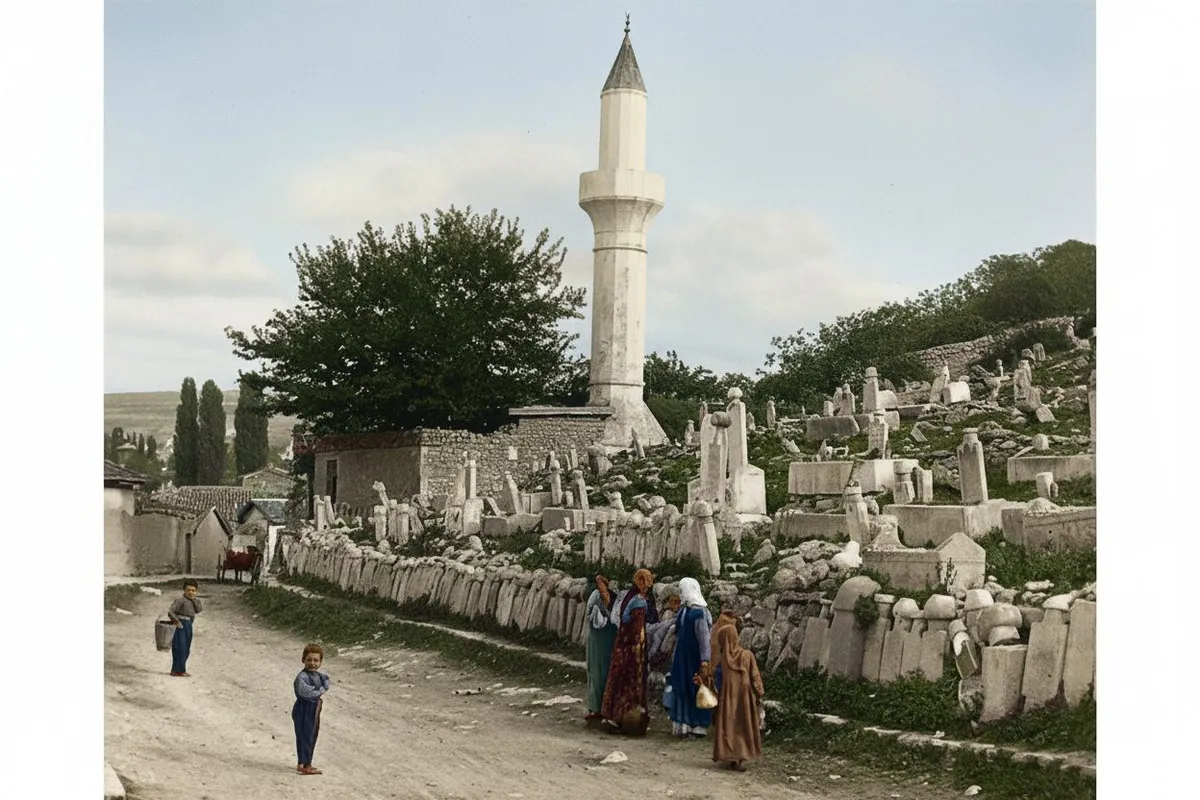 Crimean Tatar cemetery in Bakhchysarai. Photo source: Holos Krymu newspaper.