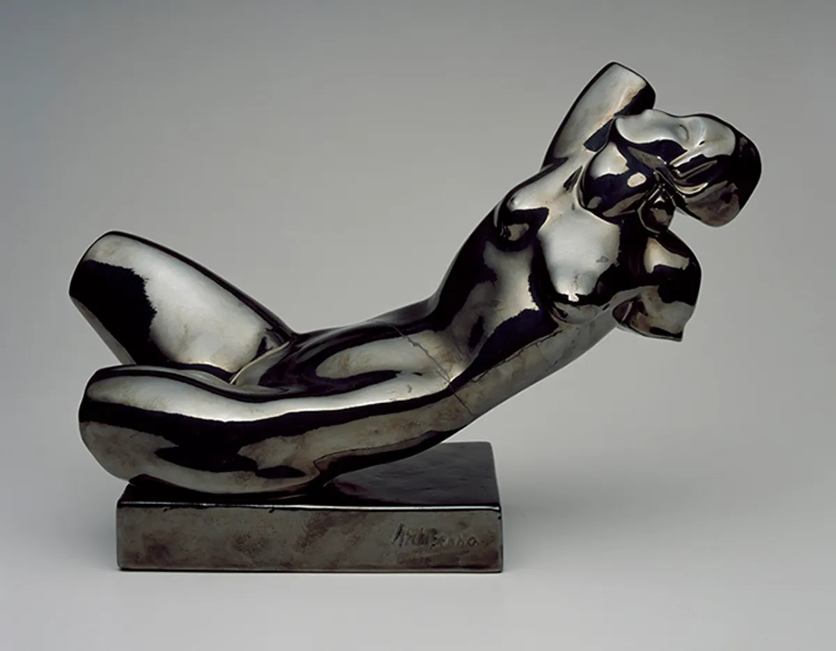 Лежачий торс, 1921-1922