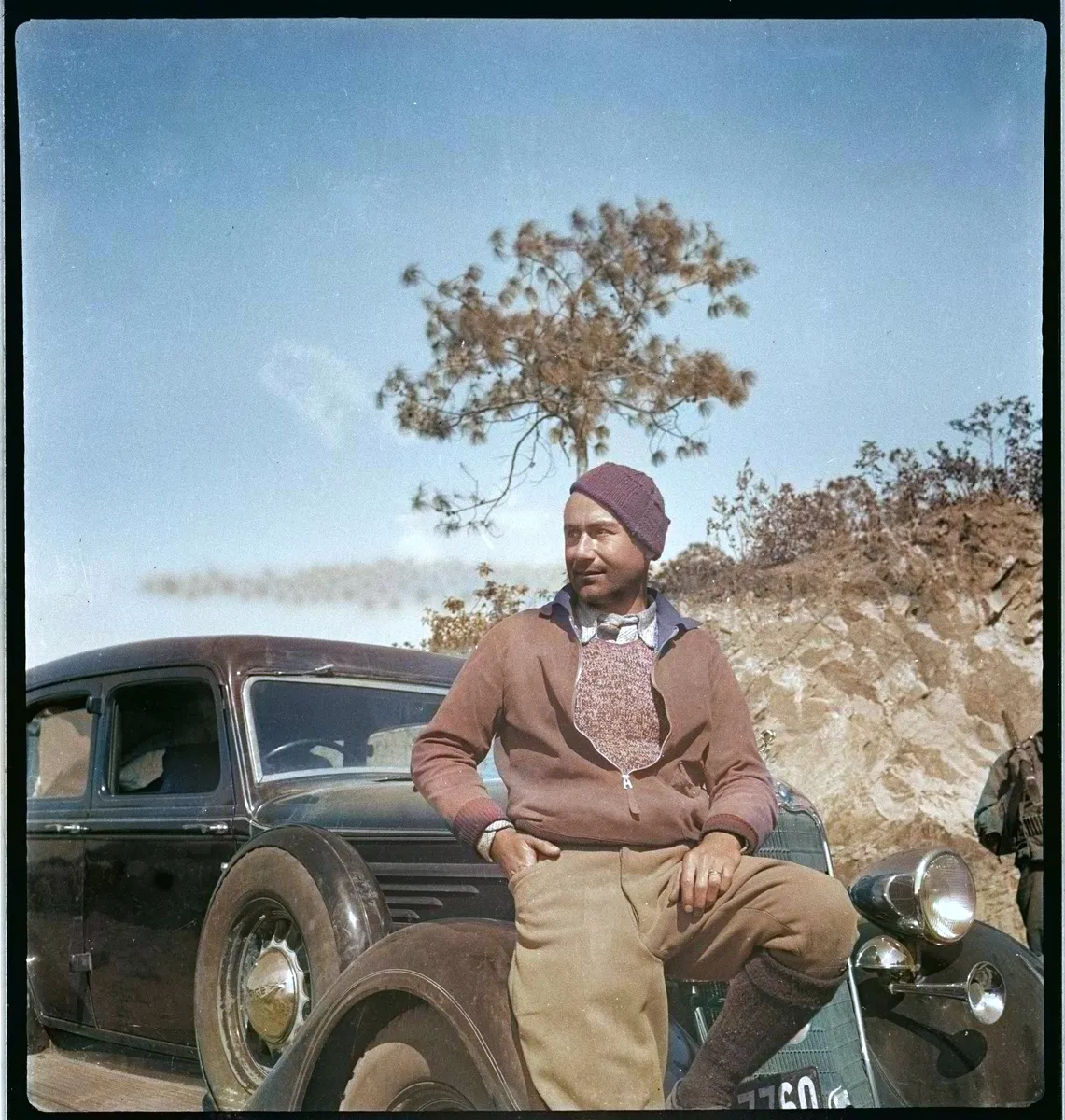 Невідомий чоловік в невідомому місці під назвою Таліфоу в обʼєктиві Софії Яблонської Невідомий чоловік в невідомому місці під назвою Таліфоу в обʼєктиві Софії Яблонської