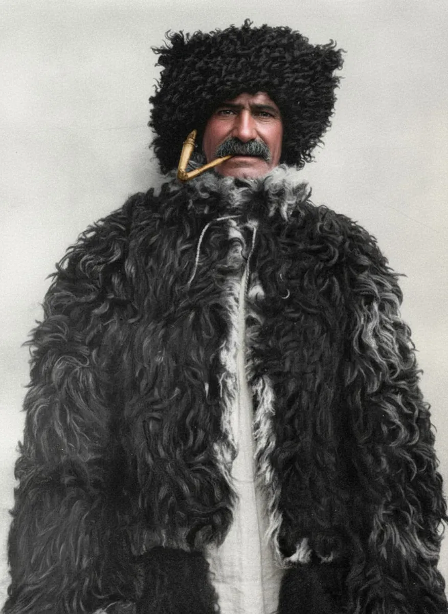 Гуцул в овечій шубі Гуцул в овечій шубі